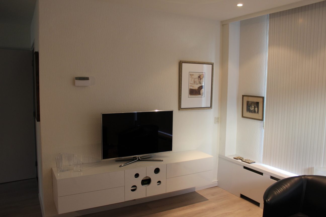 o_1ah2cf1gv17ov1t9d1qjphafas219