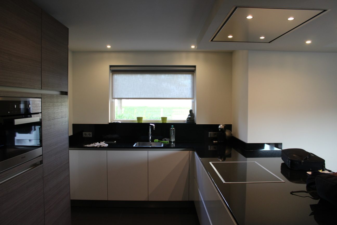 o_1ah2cf1gvv09b0k91r5ll11ah1e