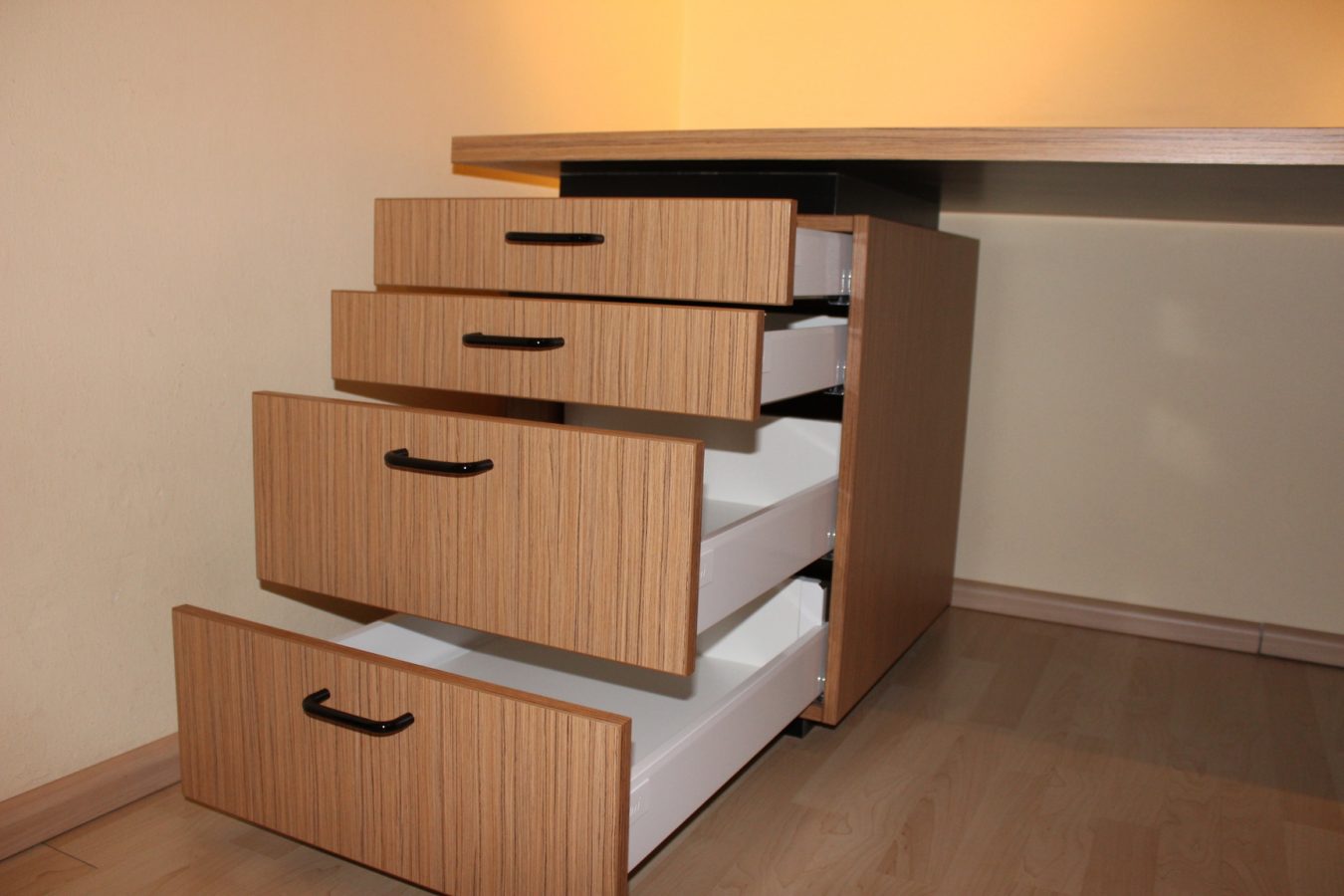 o_1ah2cgh3dmbs155k1kv01j8415qg71