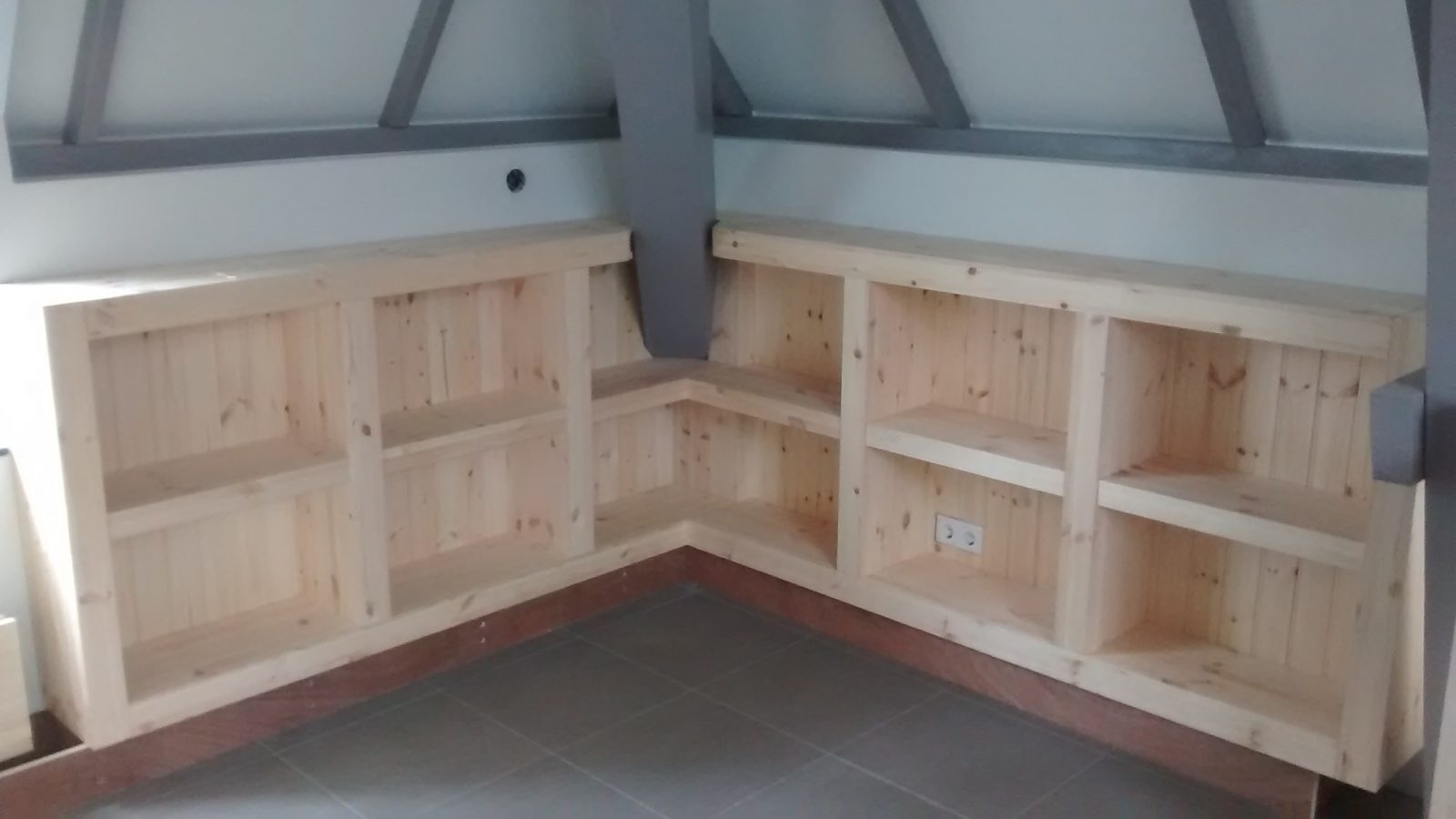 o_1ah3ov1bj9id13hinrs6871u6s14